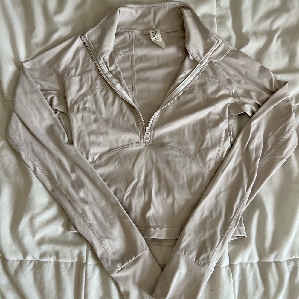 SHAPEWEAR WORKOUT JACKET  (size: women’s small)